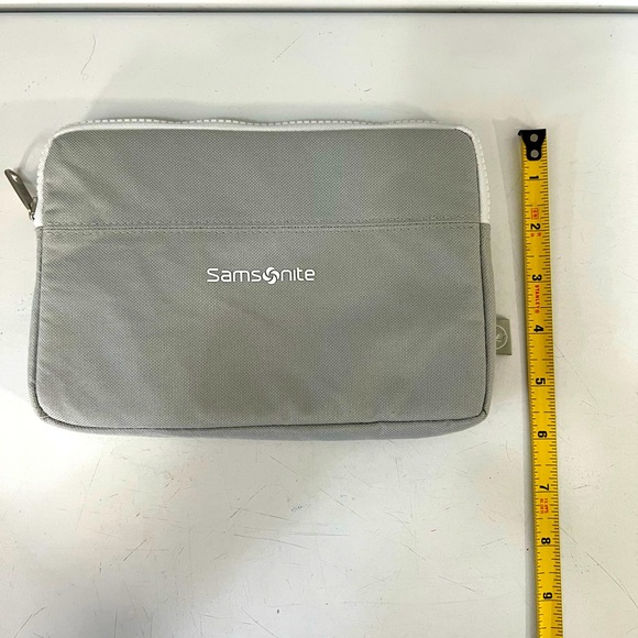 Samsonite small padded travel bag - Picture 2 of 4